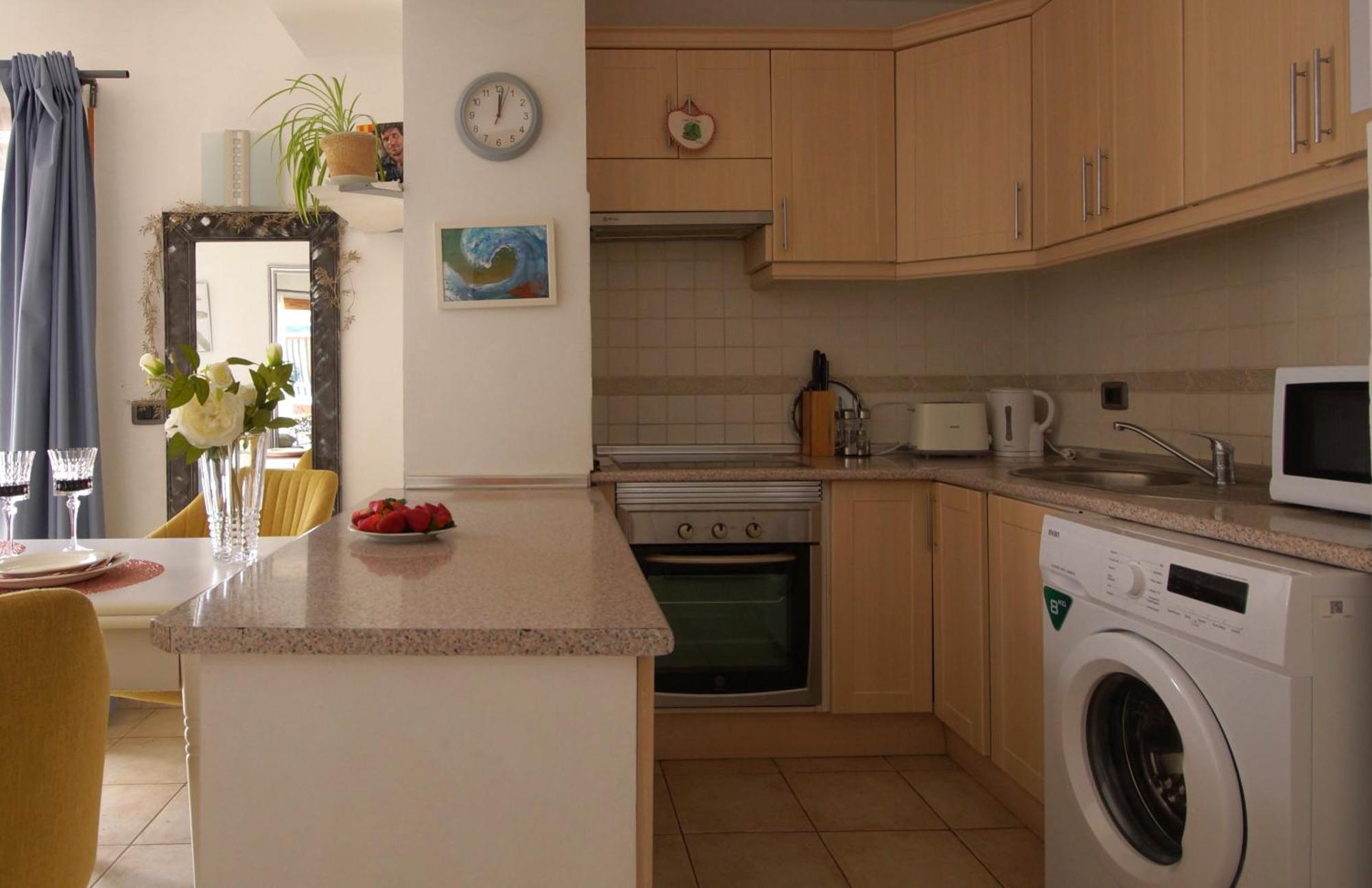 Mi dulce аpartamento con gratis Wi-Fi, con piscina en Los Cristianos Лос-Крістіанос Екстер'єр фото